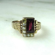 Antique Art Deco 10K Demantoid Garnet & Seed Pearl Pinky Ring ETC10276