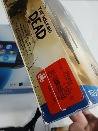 Sony PlayStation Vita The Walking Dead Handheld System Bundle - WORKING - READ - Picture 21 of 21