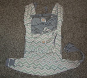 ergo baby carrier pink chevron