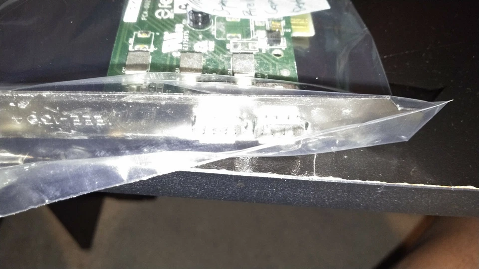 {ADAPTEC} AFW-2100 3-Port FireWire-400 PCI Controller Card - Image 2 of 3