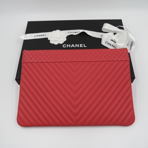 CHANEL POCHETTE CLUTCH IN ROT - Bild 2 von 8