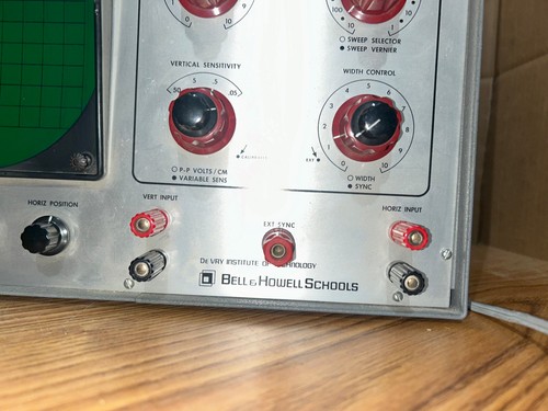 Bell & Howell School Model 34 Oscilloscope - Picture 4 of 8