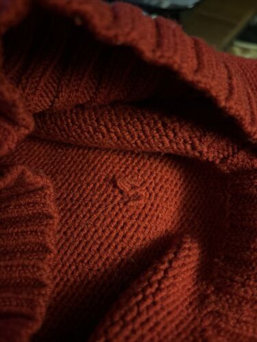 DKNY Womens Wool Blend Turtleneck High Waist Cuffed Sleeve Sweater Red Sz S Flaw - Picture 7 of 7