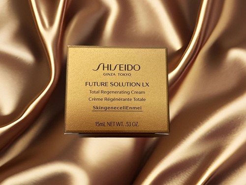 Shiseido Future Solution LX Total Regenerating Cream 15 ml .53oz NIB - Picture 1 of 2