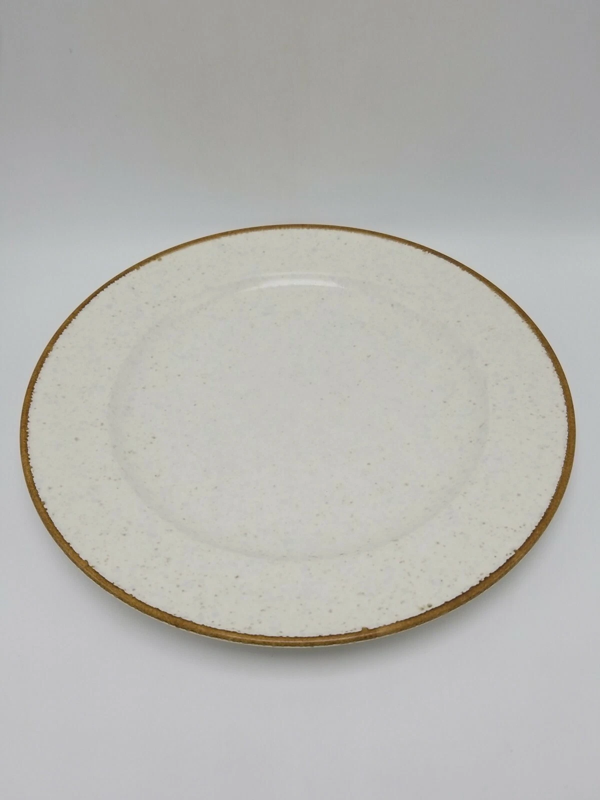 Mikasa Sandstone Dinner Plates - Thumbnail 4