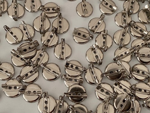 Lote de 117 piezas círculo plata broche trasero pasador insignia sujetador barra hallazgos 1 cm - Imagen 2 de 4