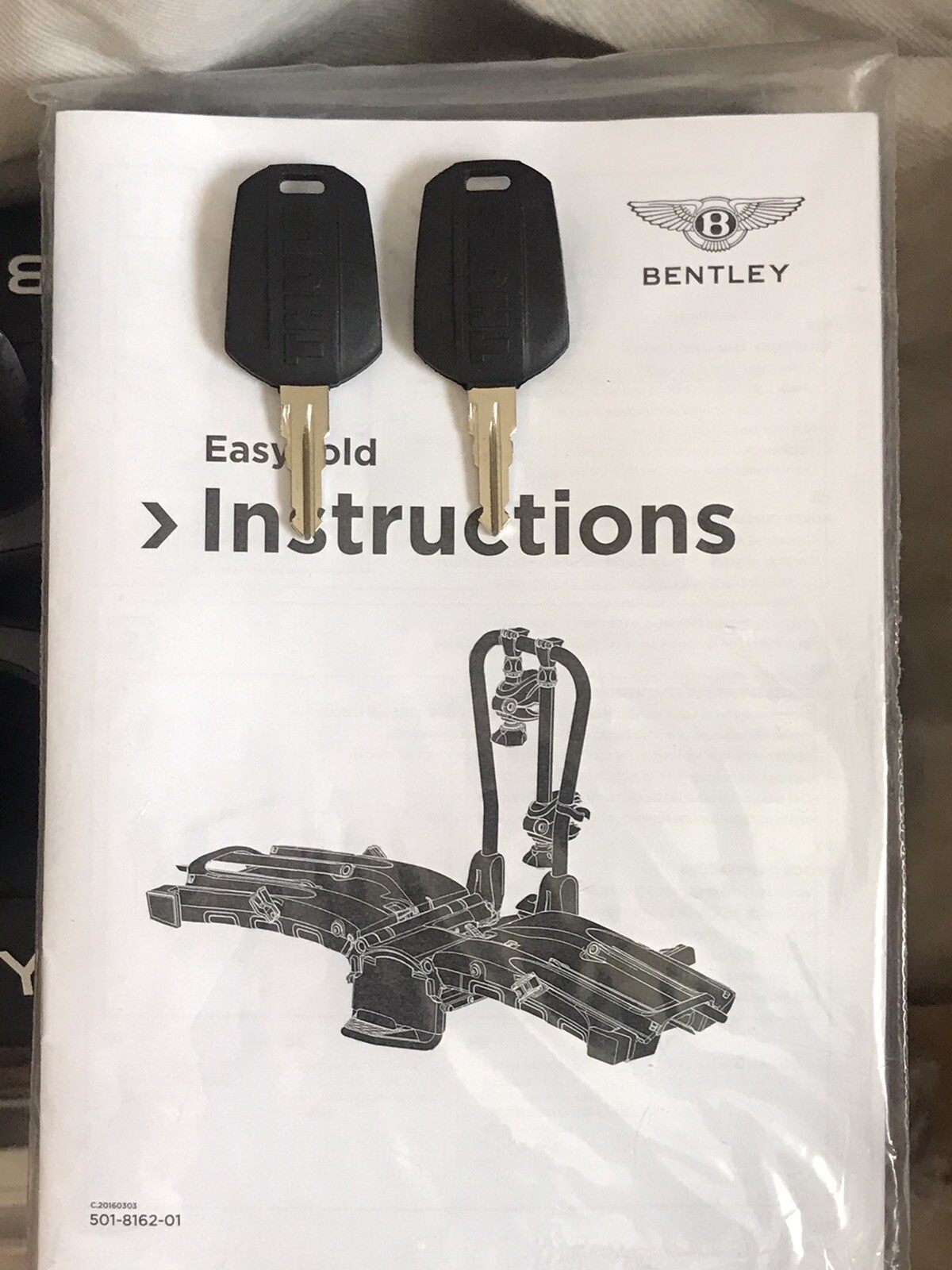 BENTLEY BENTAYGA GENUINE BICYCLE CARRIER OEM # 36A071105E MADE BY THULE . NEW!
