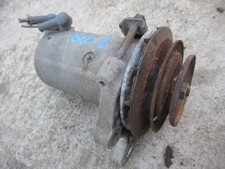 FIAT 600 D - Dinamo completa di puleggia e supporto - Ricambio usato