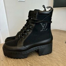 Authentic Louis Vuitton Laureate Platform Des...