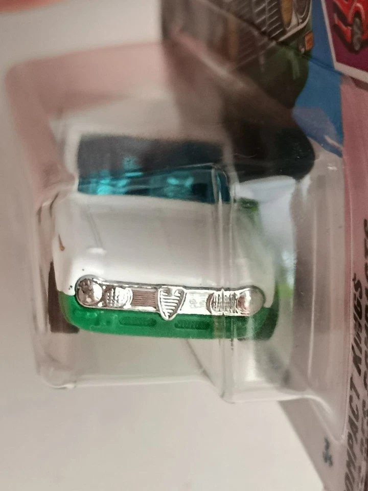 Hot Wheels - Alfa Romeo Giulia TI Super - Compact Kings - 2025 - Immagine 3 di 4