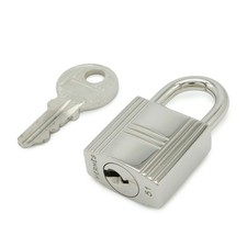 HERM S Hermes Cadena51 Padlock - DUTY FREE