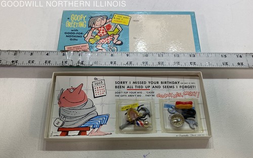Vintage Grandmother Stover's Goofy Greeting w/ Good-for-Nothing Gifts - Picture 3 of 4