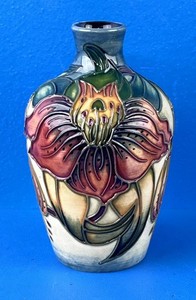 Moorcroft Vase | eBay