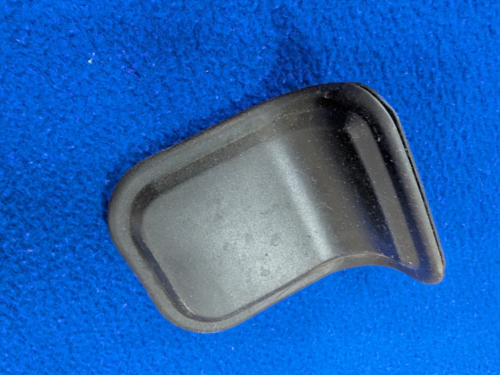 Maserati GranTurismo Right Access cover P/N 080307600