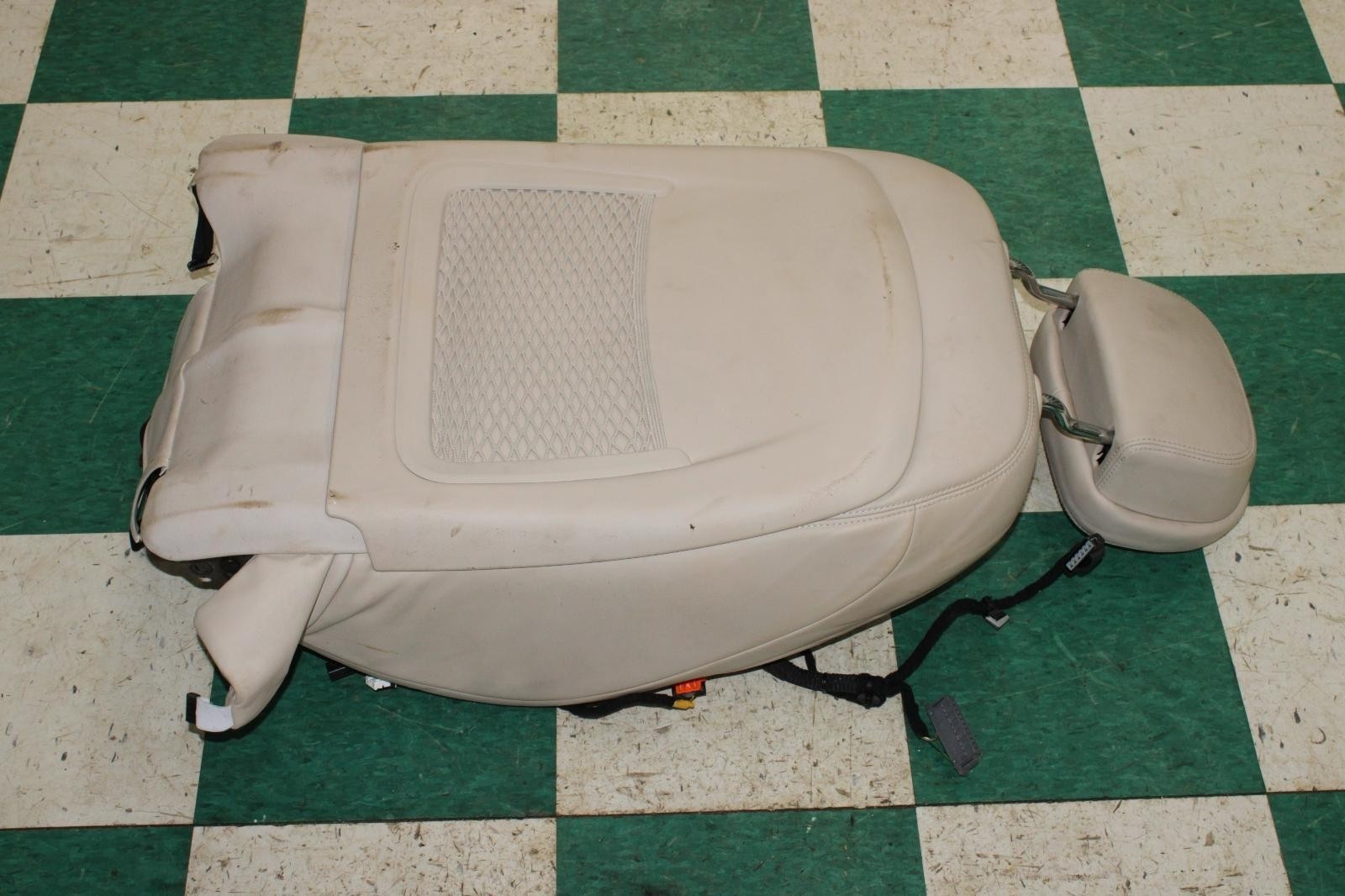 14-17 Ghibli Tan Leather Front Left LH LF Seat Lower Cushion Head Rest Headrest