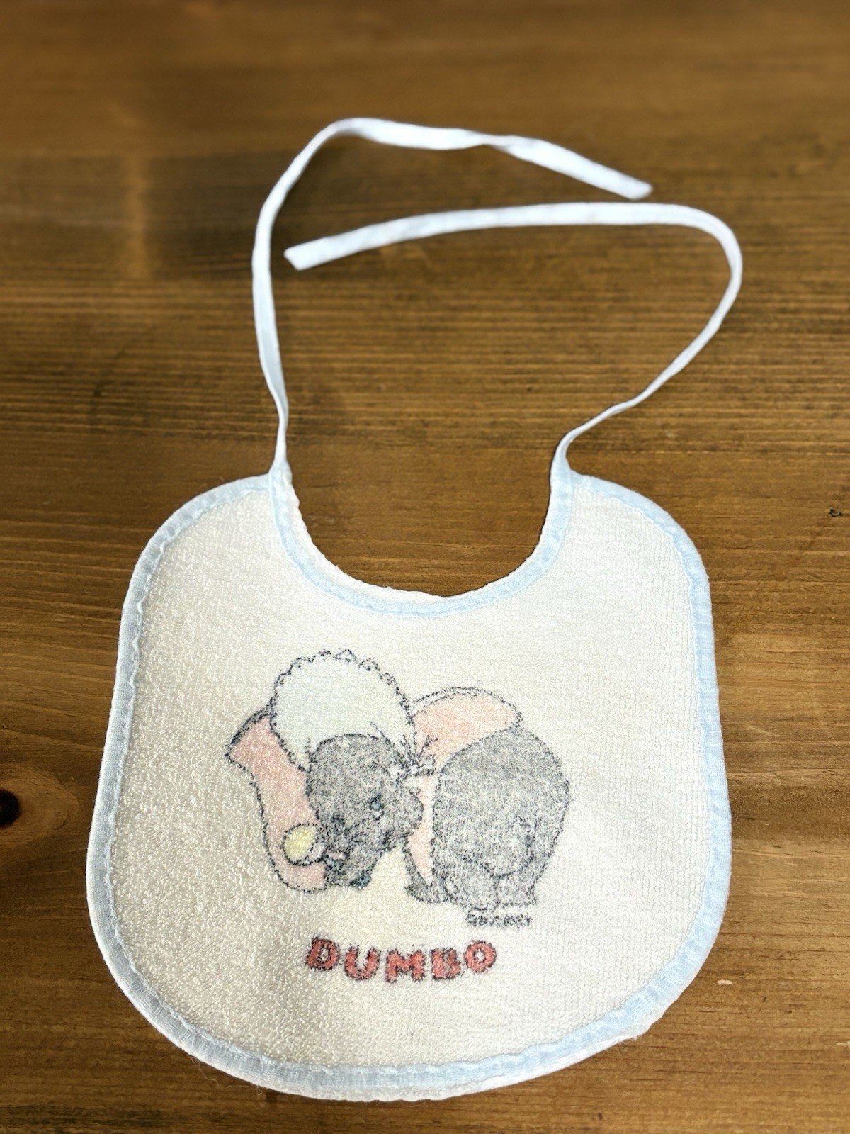 Vintages 80s Disney Dumbo terry cloth Baby Bib with tie closure