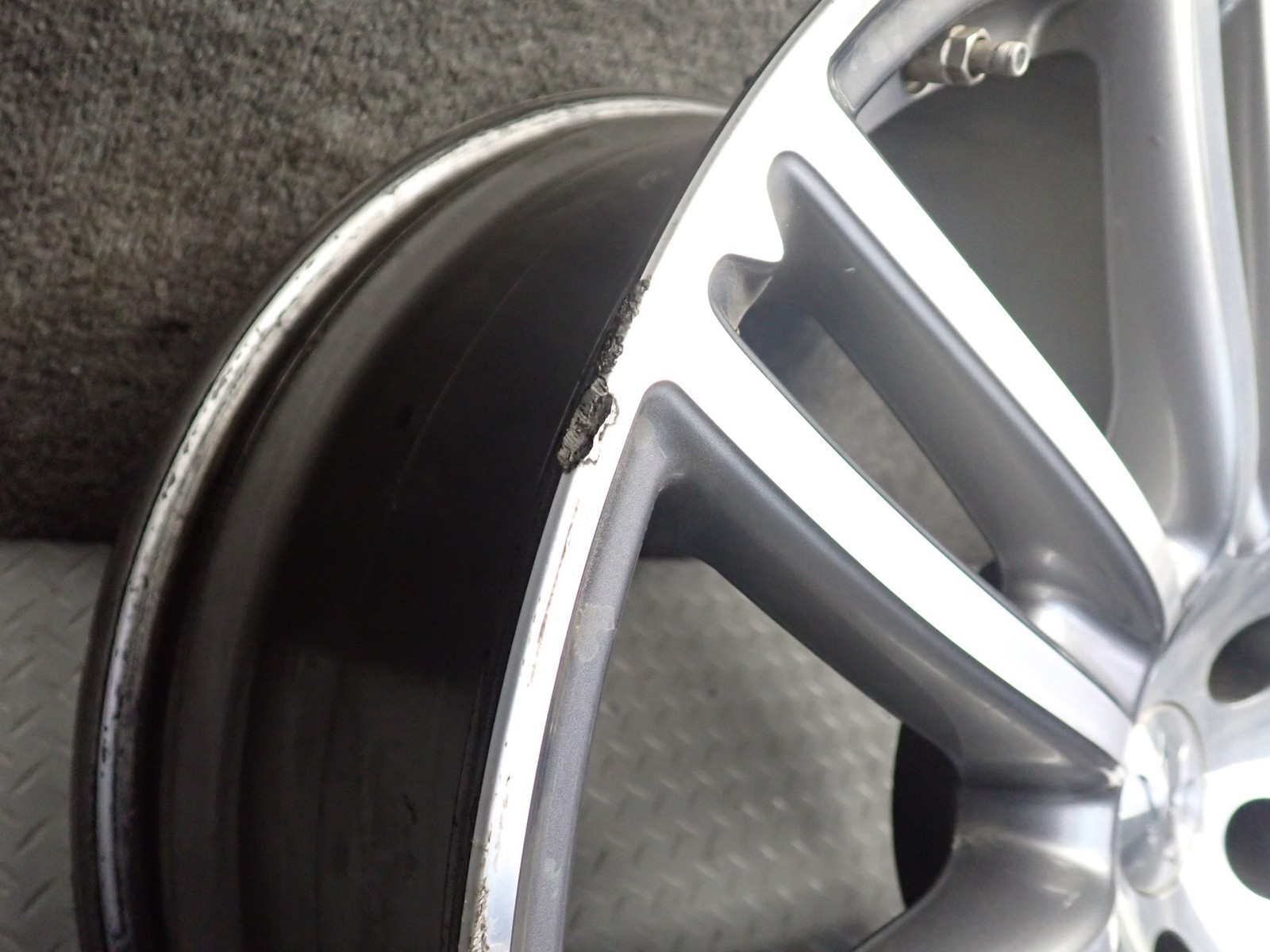 Maserati Quattroporte 2014-2021 Wheel