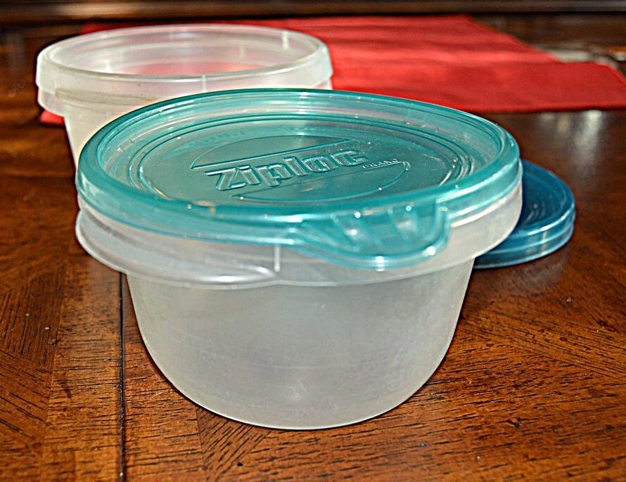 Lot of 3 ZIPLOC 28 oz 3.52 cup Round Covered Food Storage