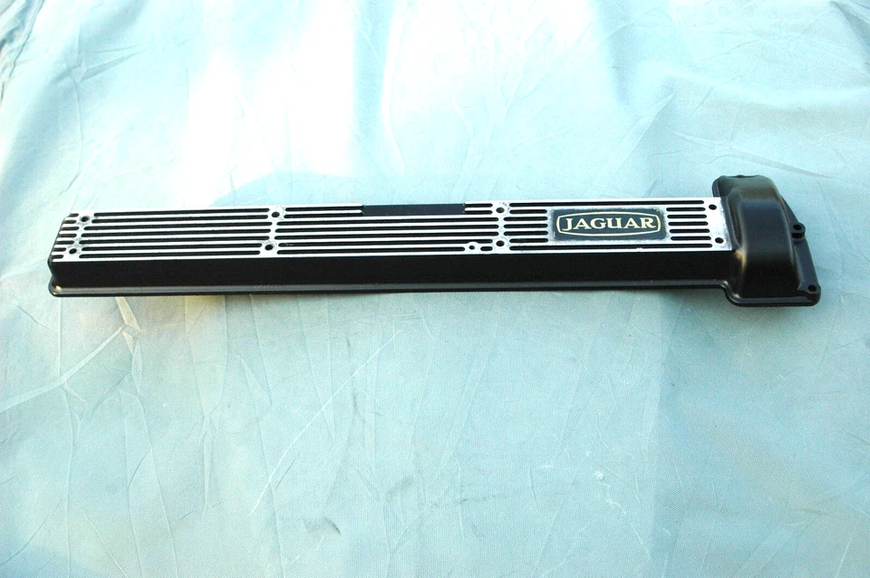 1982 - 1987 年捷豹 XJ6 阀盖 右右 原始设备制造商 # EAC5465PA — 第 4/4 张图片