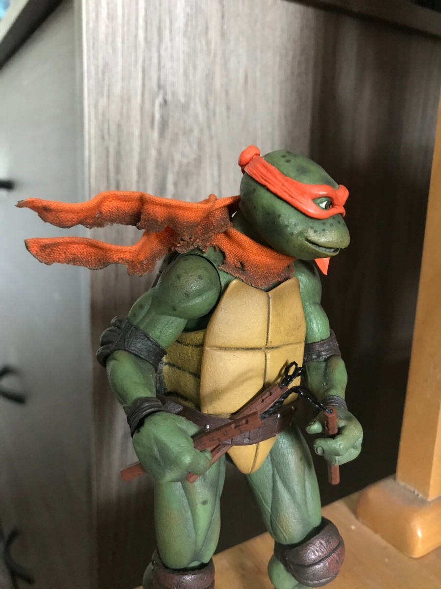 mezco メズコ ローガン necaカスタム アクションフィギュア Custom Mezco NECA TMNT Michaelangelo Orange 1/12 Weathered Battle