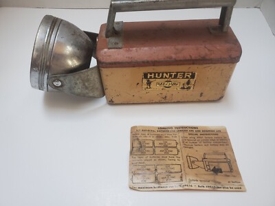 Vintage RAY-O-VAC HUNTER Lantern Flashlight Made In USA Not Tested