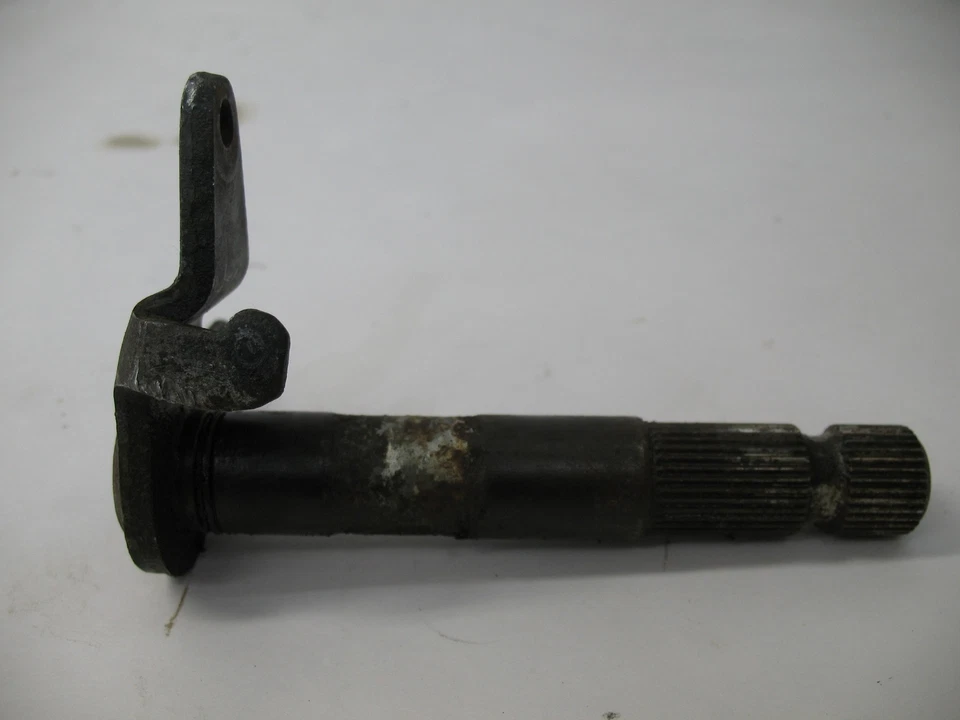 1978 HONDA CB750 CB 750 A HONDAMATIC REAR BRAKE SPINDLE 46510-393-772 - Image 4 of 4