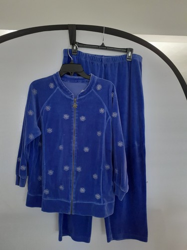 St John’s Bay Velour 2pc  Sleep Full Zip Top M L Deep Purple M L Snowflakes Vtg