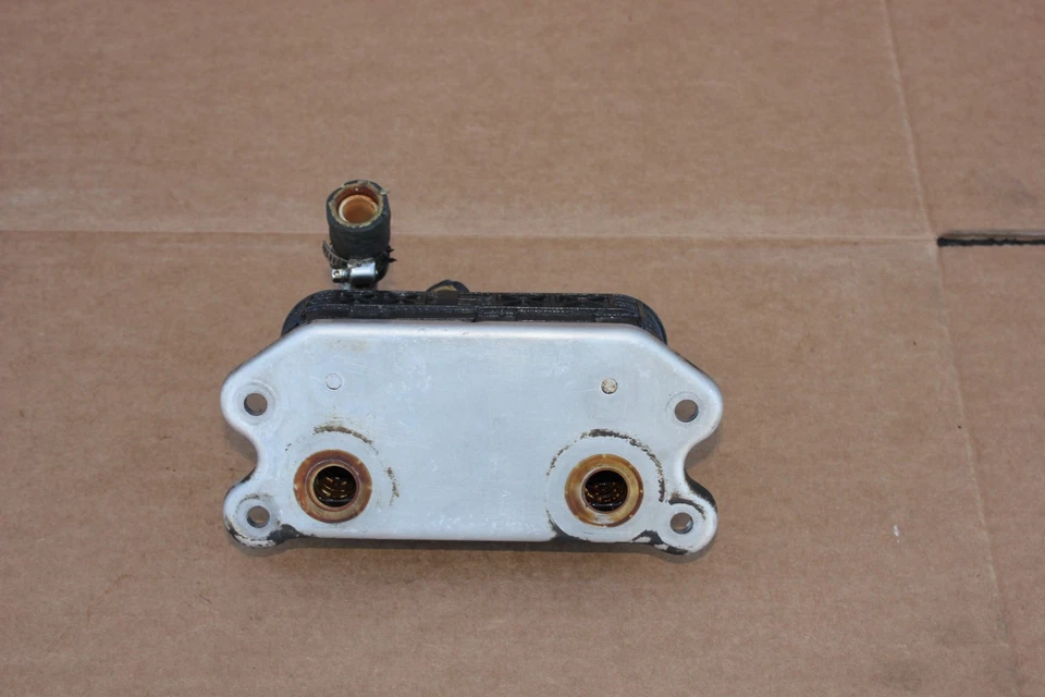 OEM Engine Oil Cooler For 99-09 Volvo S60 S70 S80 V70 XC90 8677974 - Image 3 of 3