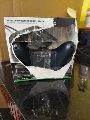 Wired controller for Xbox black open box preowned
