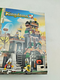 LEGO 7947 Prison Tower Rescue New MISB Sealed Castle Kingdoms Castle Knights 7946