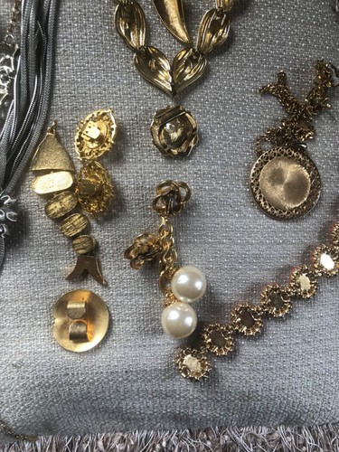 Vintage Rhinestone Mixed Lot 20 Pieces for Wear/Sell/Repurpose! Nice Assortment! - Picture 19 of 22