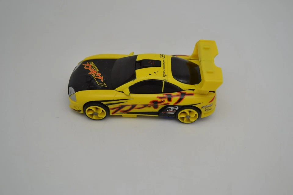 Hot Wheels Vintage Shogun Sea Racer ~ Episode IV ~ Yellow Transforming Car - Image 3 of 4