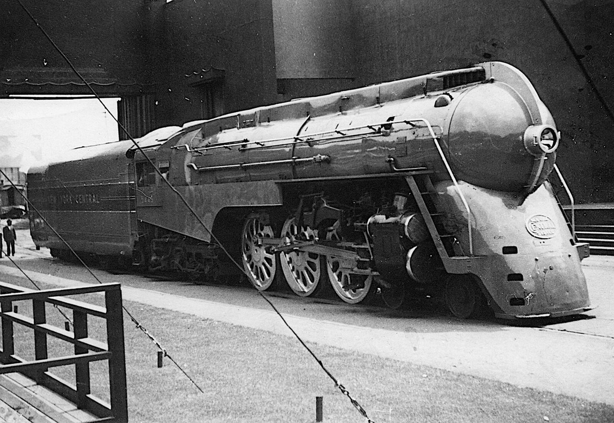 New York Central No. 5445 J-3a Streamlined Hudson New York, 1939 5