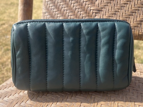 Coach Puffy Quilted Leather Pouch Cosmetic Bag Clutch Purse Green Zip Closure - Picture 2 of 8