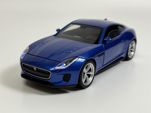 Jaguar F Type blau LHD Maßstab 1:32 Light & Sound Tayumo 32110023