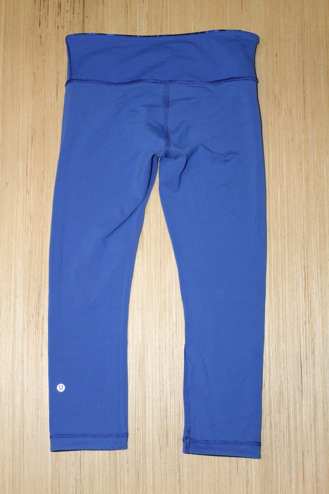 Lululemon Size 6 Black / Blue Wunder Under Crop Leggings Low Rise Reversible eBay