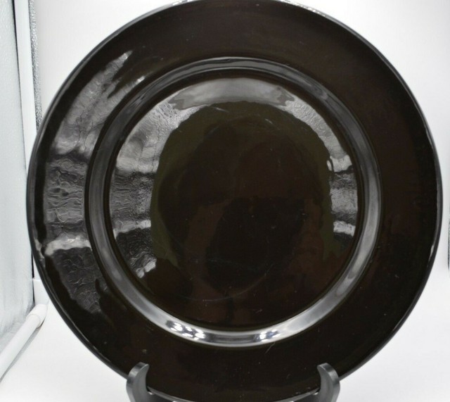 Indoor Outfitters Over and Back, Inc. Black Ceramic 12" Serving Plate