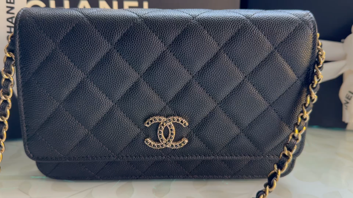New CHANEL 23A Wallet o Chain BIG CC Caviar Black Crystal New CHANEL 23A Wallet o Chain BIG CC Caviar Black Crystal