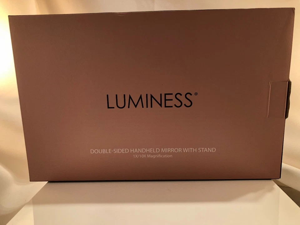 Luminess DUAL SIDED MAGNIFICATION MIRROR Handheld Mirror With Stand New In Box - Image 2 of 4