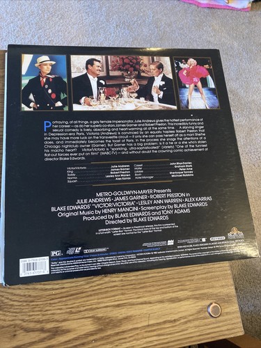 Victor Victoria 2 Laserdisc set Deluxe Letterbox Edition Gatefold MGM UA - Picture 5 of 5