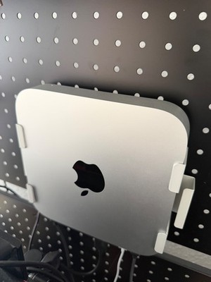 Apple Mac Mini M1 8GB RAM 256GB SSD wie neu inkl. Halterung