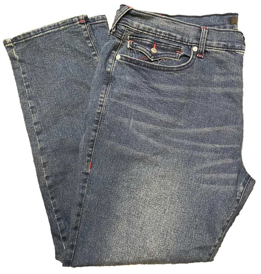 True Religion Geno Jeans Mens 42x32 Relaxed Fit Stretch Denim Designer Pants - Image 4 of 4