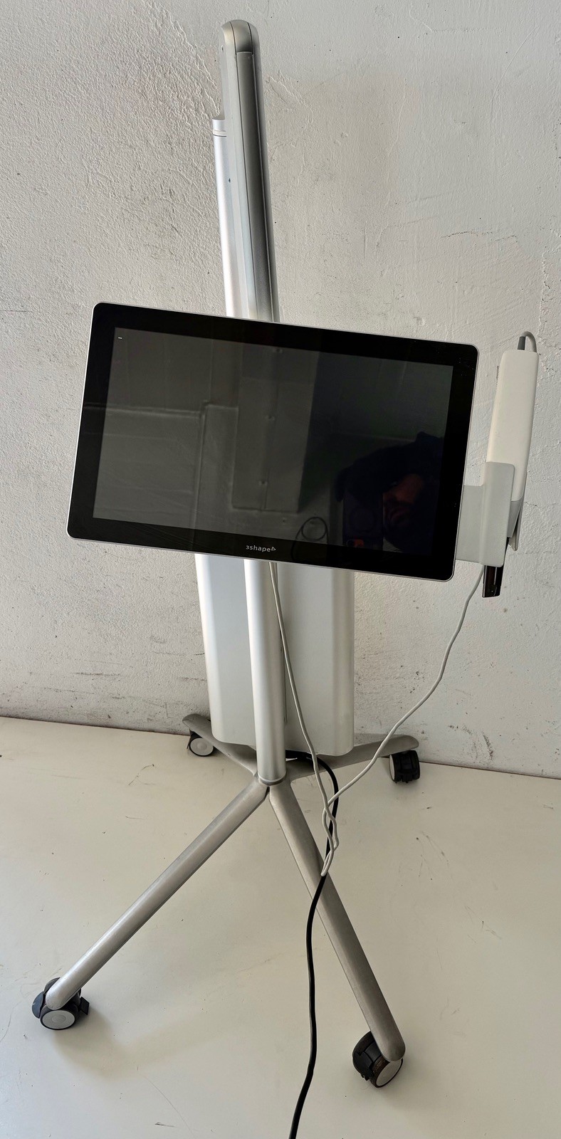 3Shape TRIOS 3 Intraoralscanner Cart i7-7700 32GB 960GB SSD