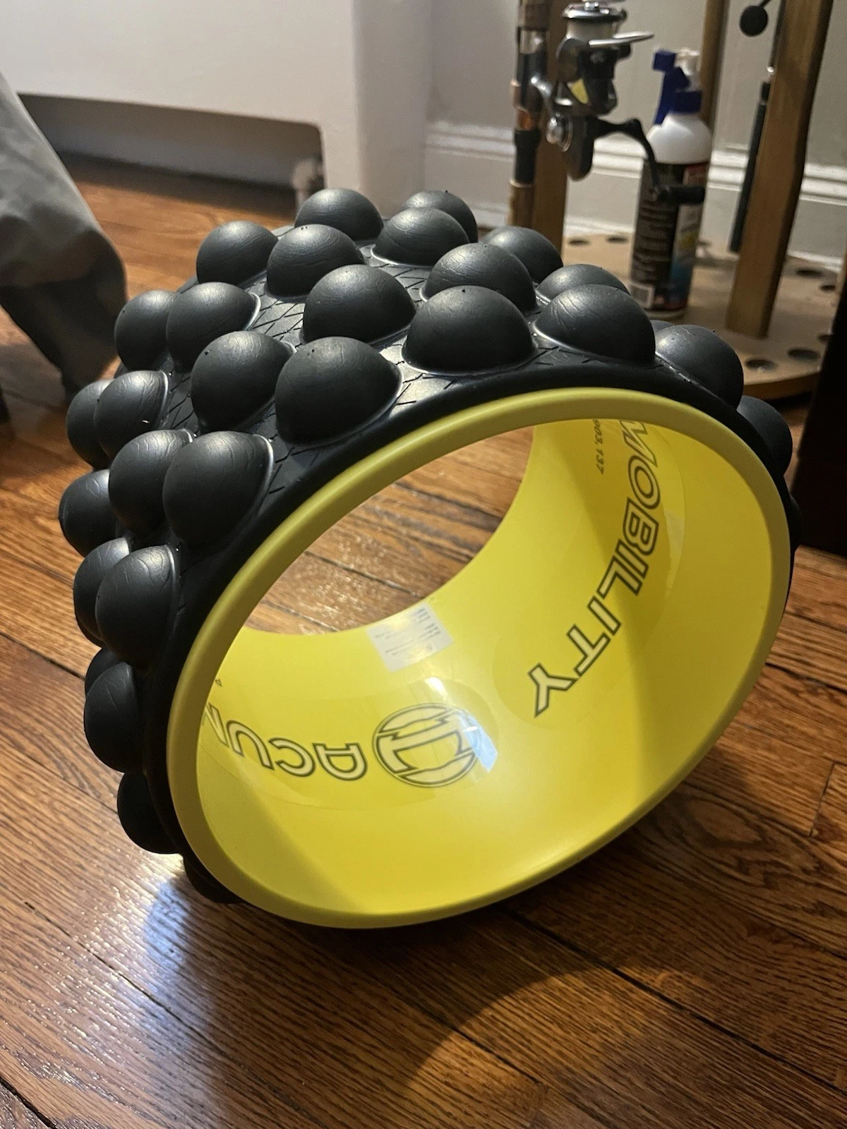 Acumobility Ultimate Back Roller Yoga Wheel Black Yellow Deep Tissue Massage
Opens in a new window o