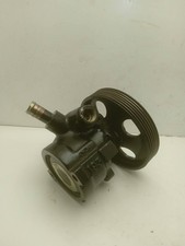 Pompe direction assistée Volvo 940