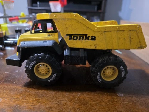 Tonka Truck - Small - made in 2020 by Hasbro