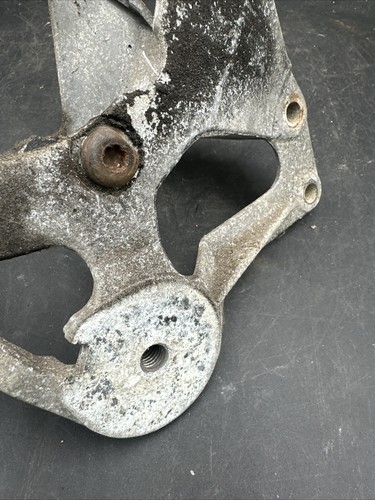86-91 OEM C4 Chevy Corvette A/C Compressor & Tensioner Bracket GREAT - Picture 4 of 10