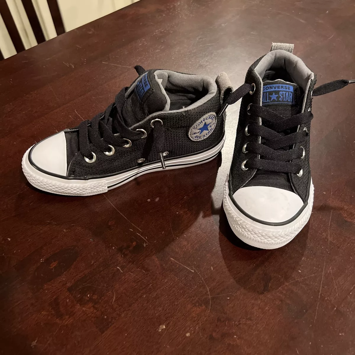 Converse chuck taylor all star axel mens mid sneakers deals