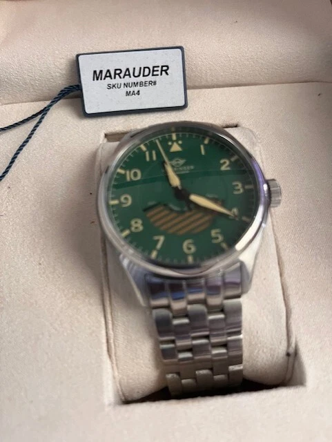 Harbinger Marauder Men's Watch Green Dial with Silver Bracelet Foto 3 de 4