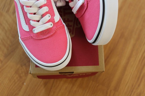 NWT GIRLS VANS SZ 4 SHOES WARD HONEYSUCKLE - Picture 2 of 4